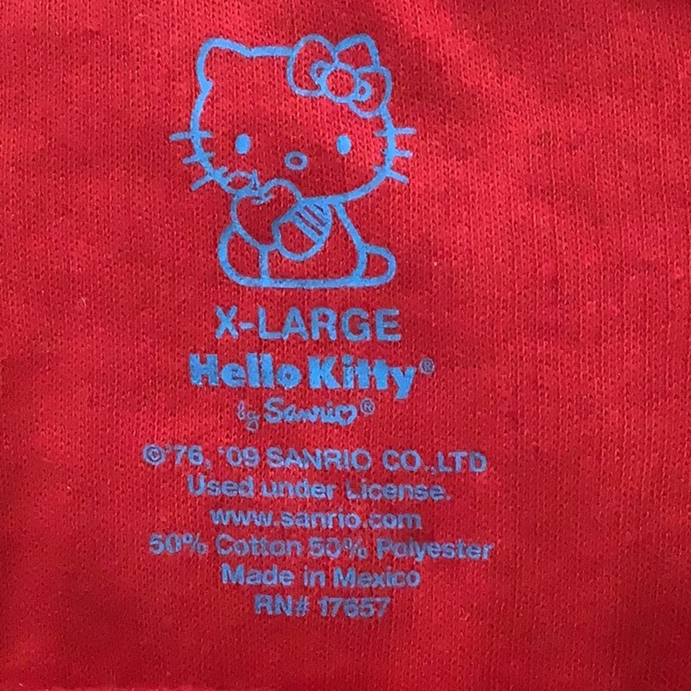 Hello Kitty Tank Top - Picture 3 of 3